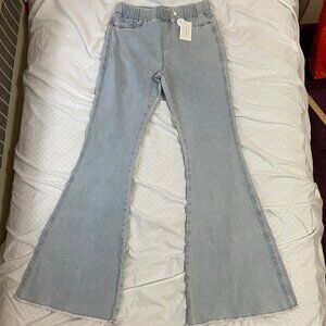 NWT Mudpie Women's Sz Small Lyla Flare Jeans Xwide Light wash Raw edge Uncut Hem